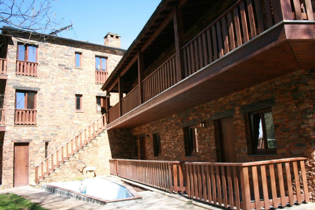 Casas do Rio Pampilhosa da Serra Exterior foto